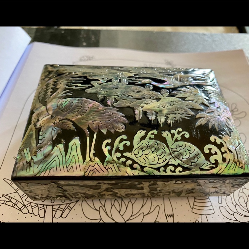 Pearlescent Handmade Chinese Jewelry Box